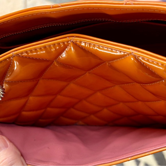 Luxurious Authentic CHANEL Iconic Medallion Tote France w/Dustbag ModPop - Picture 12 of 15